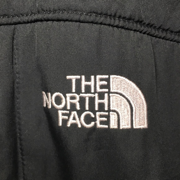 The North Face Black Furry Fleece Jacket - Picture 2 of 15